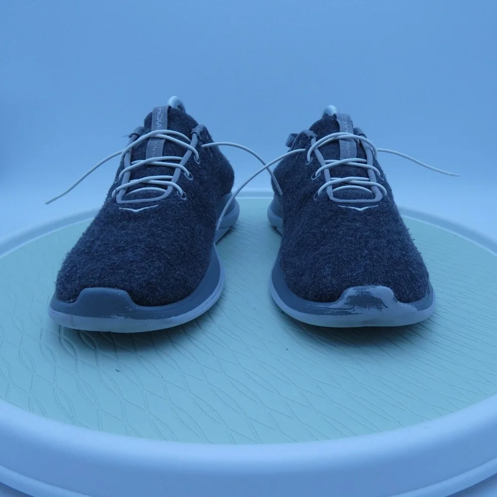 hoka one